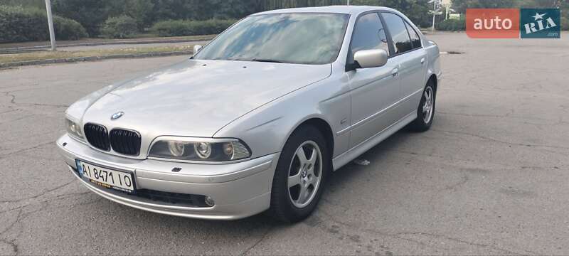 Седан BMW 5 Series 2002 в Кременчуці