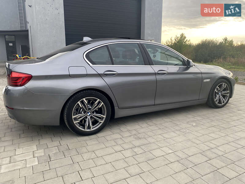 Седан BMW 5 Series 2013 в Виноградове