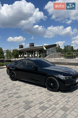Седан BMW 5 Series 2017 в 