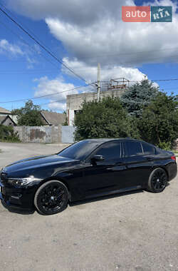 Седан BMW 5 Series 2017 в 