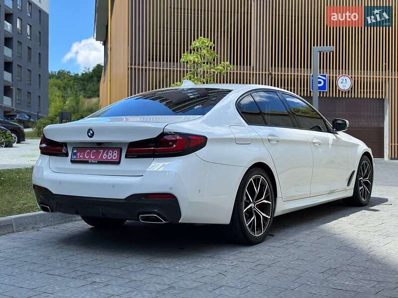 Седан BMW 5 Series 2020 в Львове