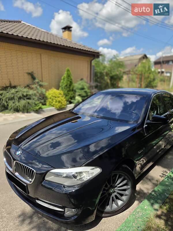 Седан BMW 5 Series 2012 в Києві фото 22 Седан BMW 5 Series 2012 в Києві