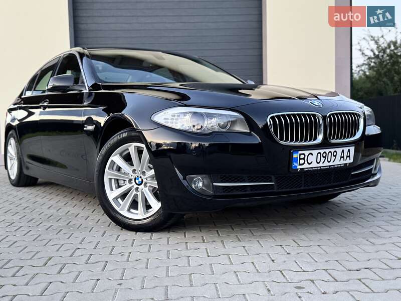 Седан BMW 5 Series 2013 в 