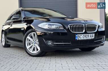Седан BMW 5 Series 2013 в 