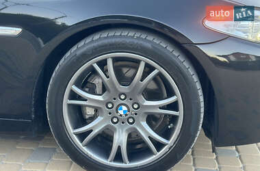 Седан BMW 5 Series 2012 в 