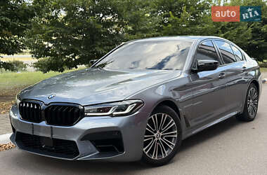 Седан BMW 5 Series 2018 в Киеве
