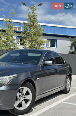 Седан BMW 5 Series 2008 в 