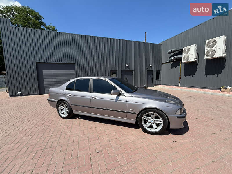 Седан BMW 5 Series 2001 в Знам'янці