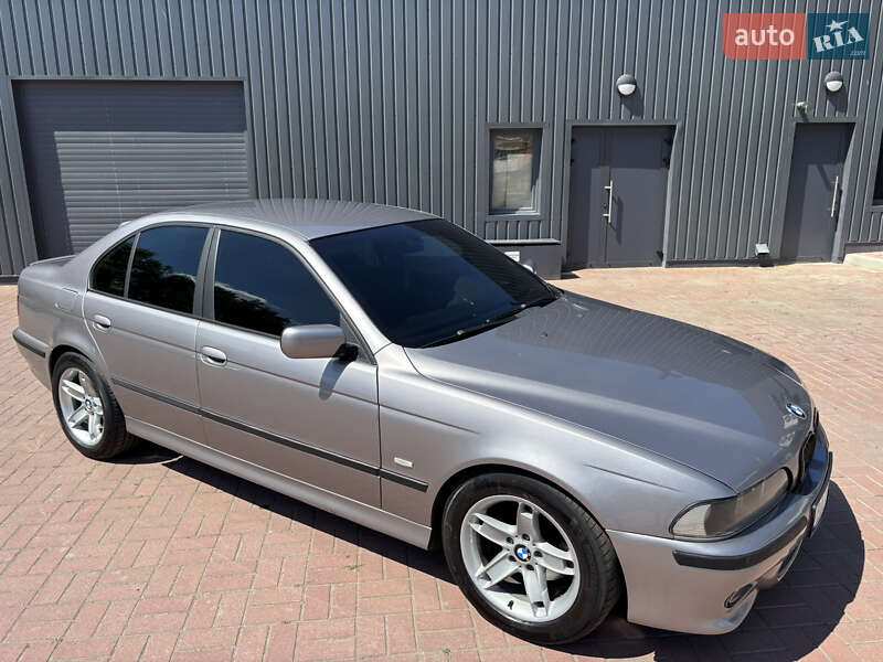 Седан BMW 5 Series 2001 в Знам'янці