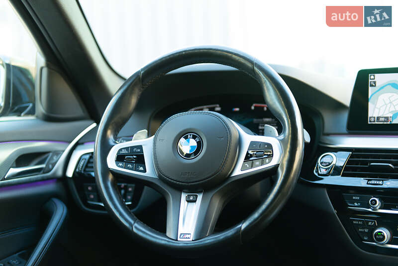 Седан BMW 5 Series 2020 в Мукачево