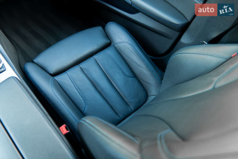 Седан BMW 5 Series 2020 в Мукачево