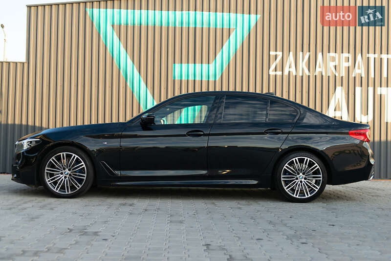 Седан BMW 5 Series 2020 в Мукачево