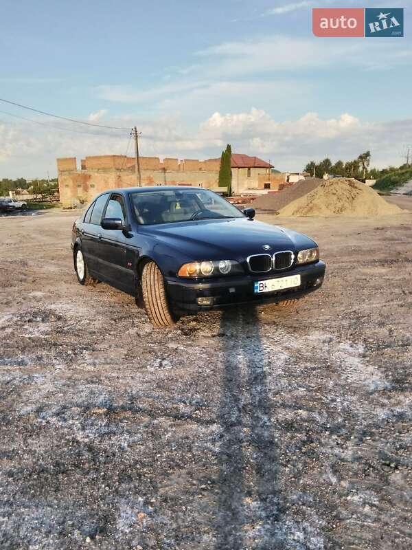 BMW 5 Series 1998