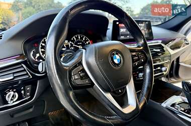 Седан BMW 5 Series 2017 в 
