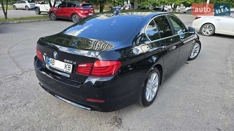 Седан BMW 5 Series 2011 в Виннице