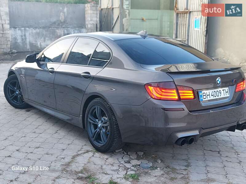 BMW 5 Series 2011
