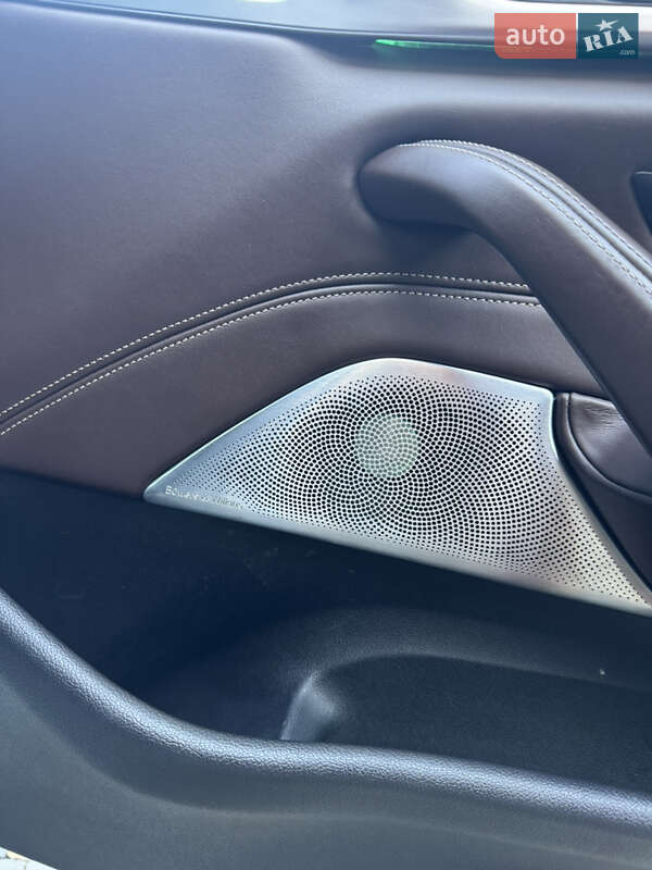 Седан BMW 5 Series 2017 в Черновцах