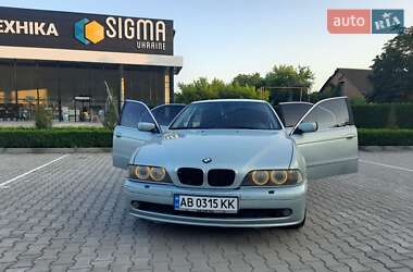Седан BMW 5 Series 2001 в Виннице