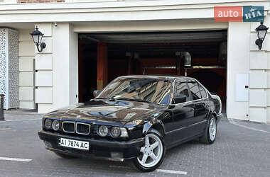 Седан BMW 5 Series 1990 в Белой Церкви
