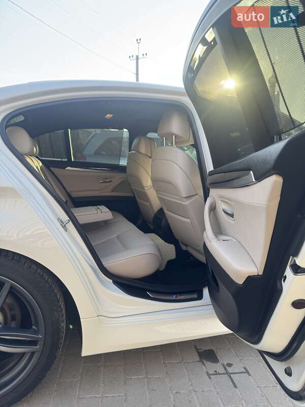 Седан BMW 5 Series 2011 в Хмельницькому