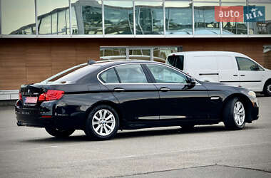 Седан BMW 5 Series 2015 в 