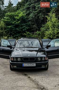 Седан BMW 5 Series 1988 в Чернігові