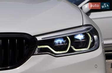 Седан BMW 5 Series 2018 в 