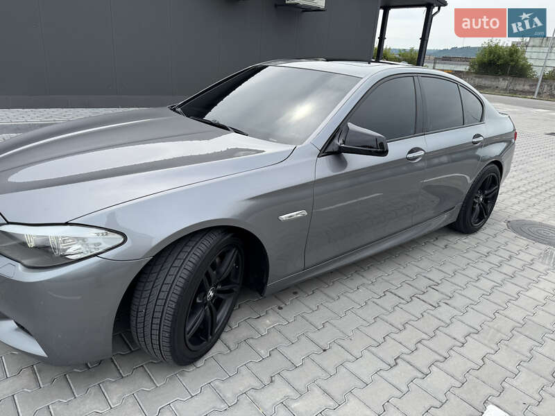 Седан BMW 5 Series 2013 в Могилев-Подольске