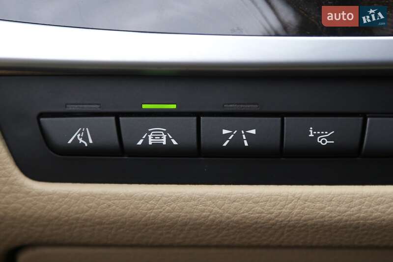 Седан BMW 5 Series 2014 в Киеве