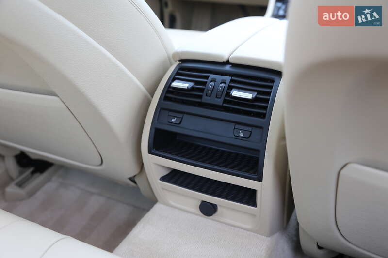 Седан BMW 5 Series 2014 в Киеве