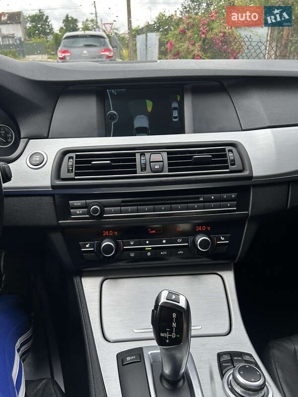 Седан BMW 5 Series 2011 в Львові