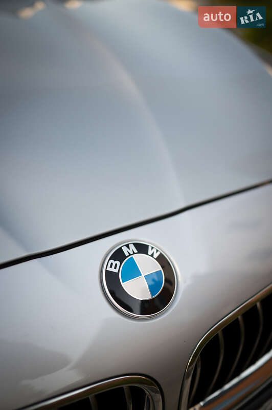 Седан BMW 5 Series 2013 в Львове