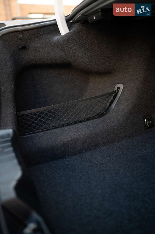 Седан BMW 5 Series 2013 в Львове