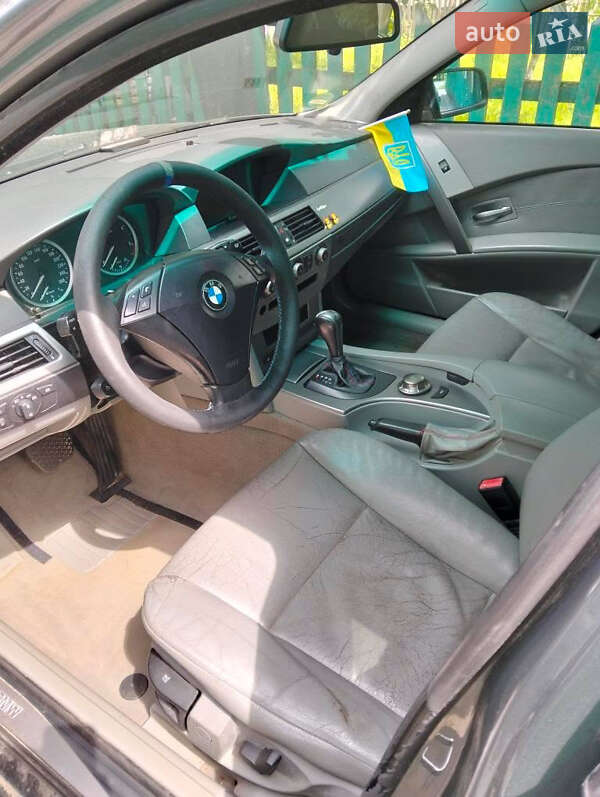 Універсал BMW 5 Series 2004 в Рожище