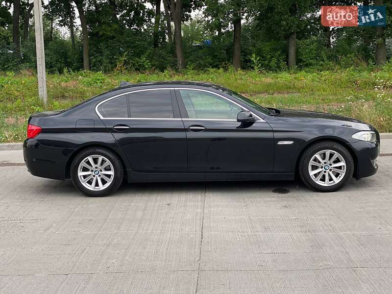 Седан BMW 5 Series 2010 в Киеве