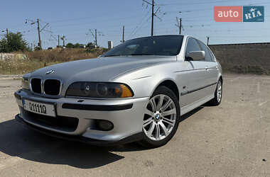 Седан BMW 5 Series 2000 в Одесі