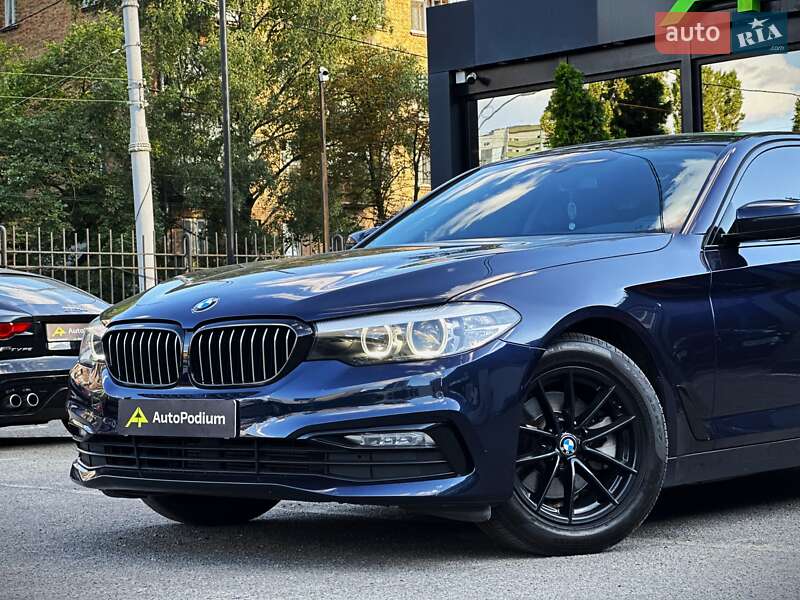 Седан BMW 5 Series 2016 в Киеве