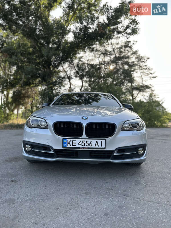 Седан BMW 5 Series 2015 в Дніпрі фото 10 Седан BMW 5 Series 2015 в Дніпрі
