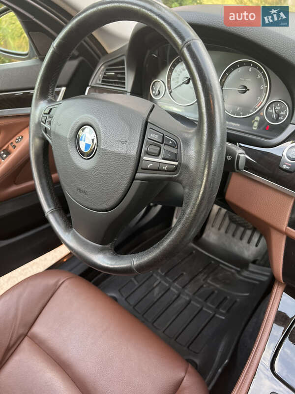 Седан BMW 5 Series 2013 в Кривому Розі