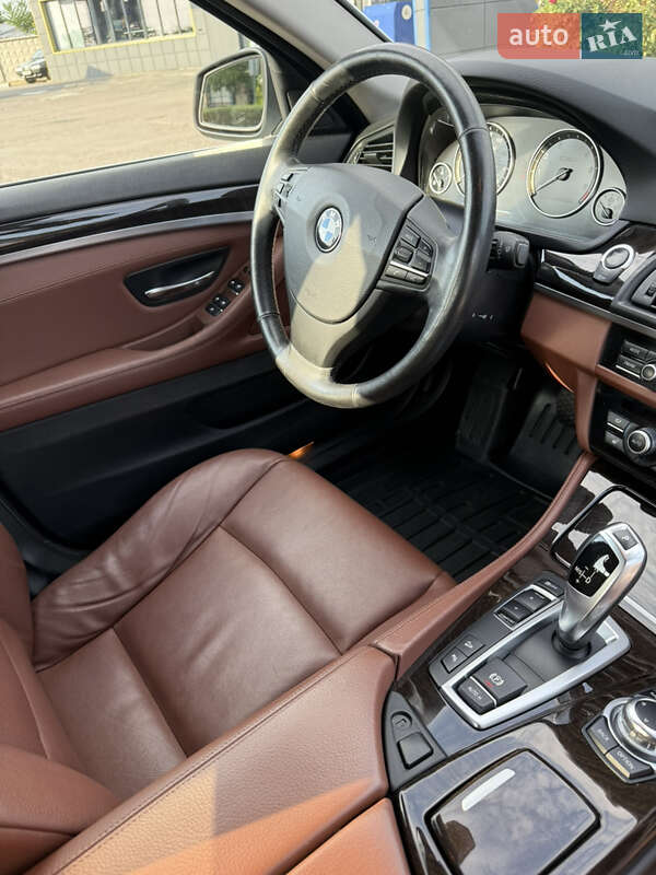 Седан BMW 5 Series 2013 в Кривому Розі