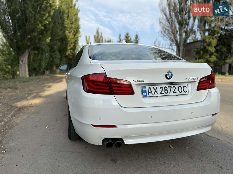 Седан BMW 5 Series 2013 в Кривому Розі