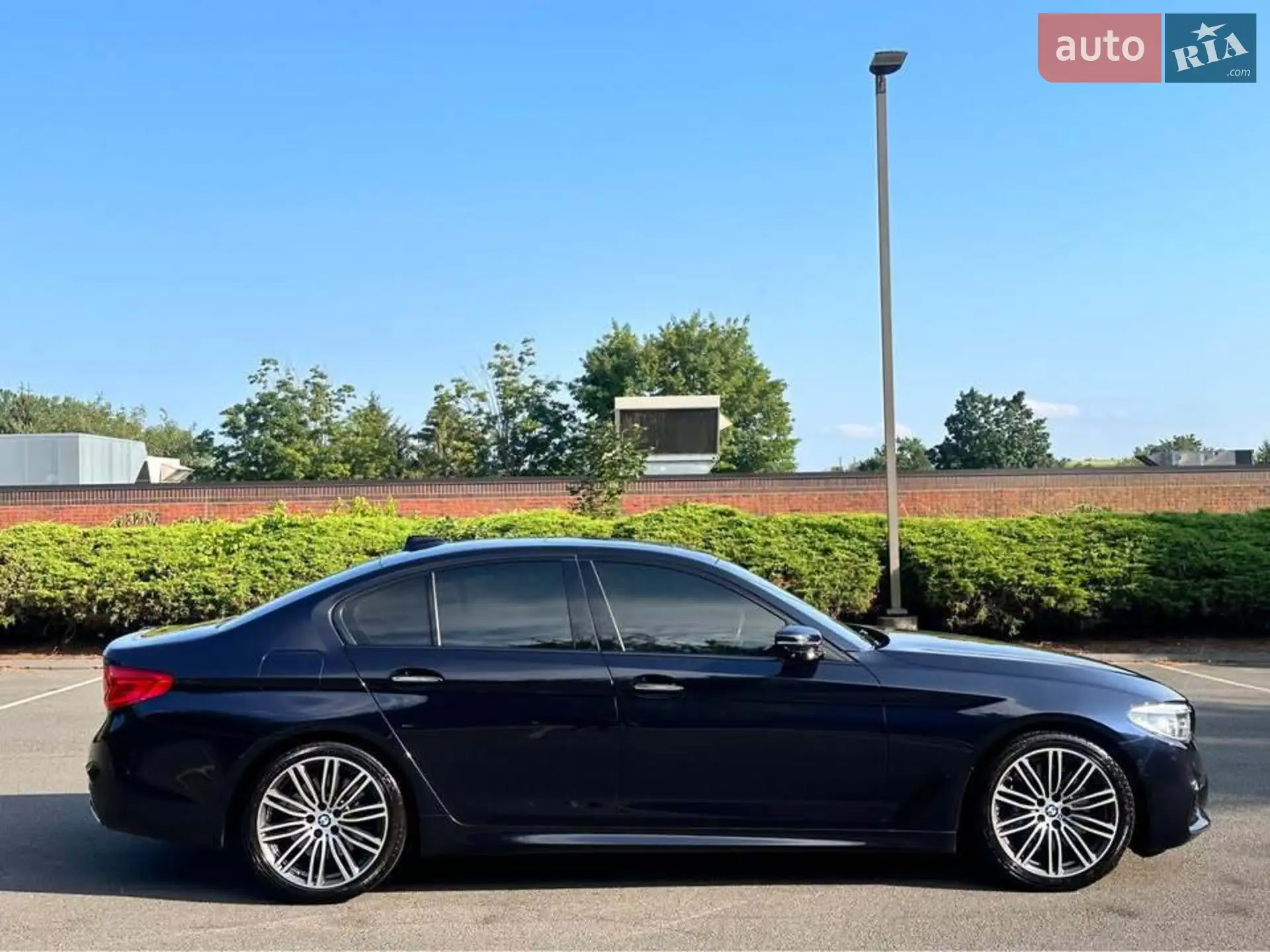 2017 BMW 5er - мініатюра 2