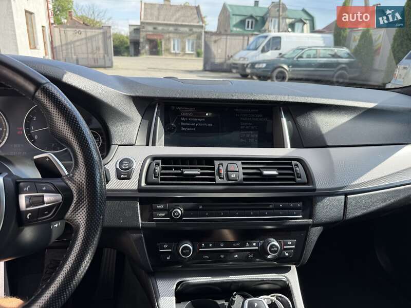 Седан BMW 5 Series 2014 в Львове