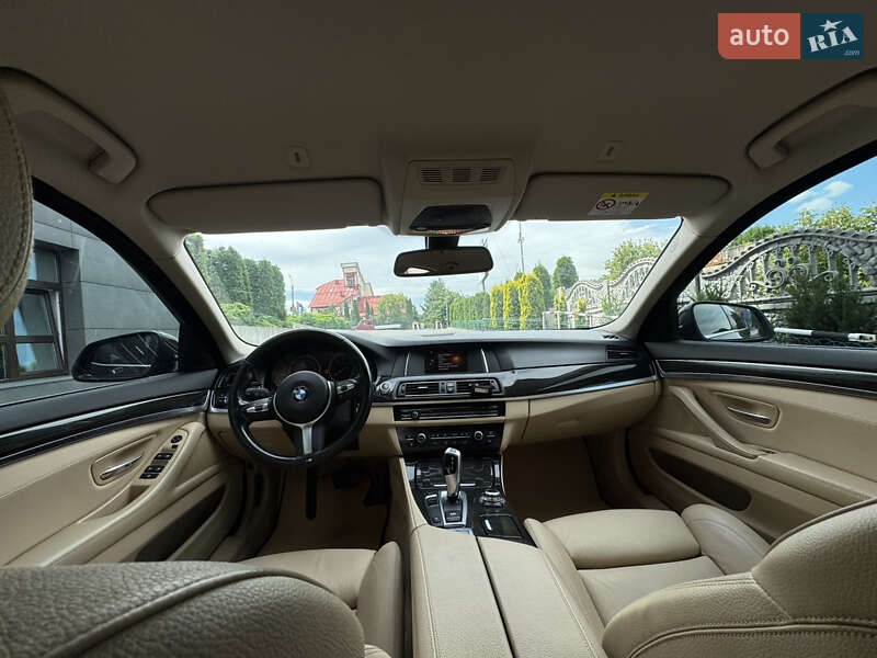 Седан BMW 5 Series 2016 в Хмельницком