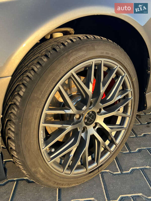 Седан BMW 5 Series 2002 в Снигиревке