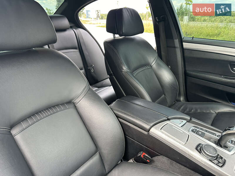 Седан BMW 5 Series 2016 в Львові