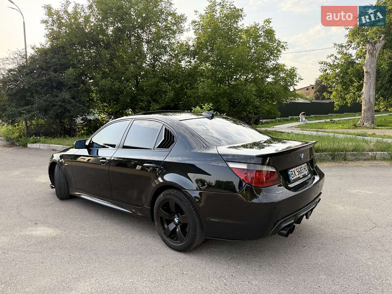 Седан BMW 5 Series 2004 в Чемерівцях