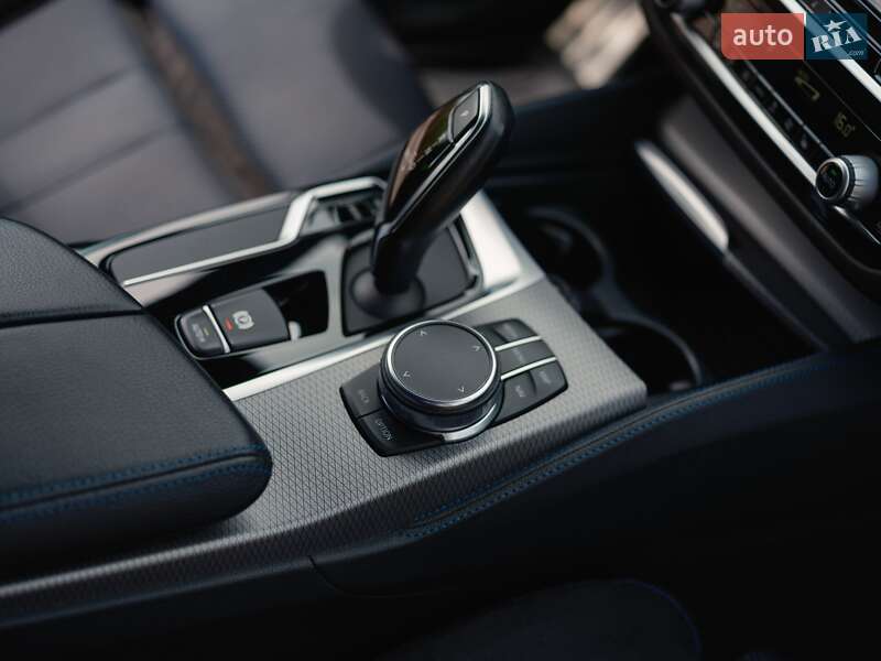 Седан BMW 5 Series 2018 в Днепре