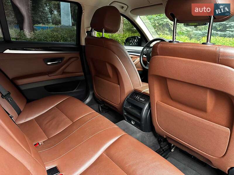 Седан BMW 5 Series 2014 в Киеве