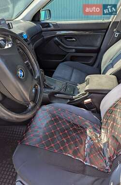 Універсал BMW 5 Series 2002 в  фото 10 Універсал BMW 5 Series 2002 в